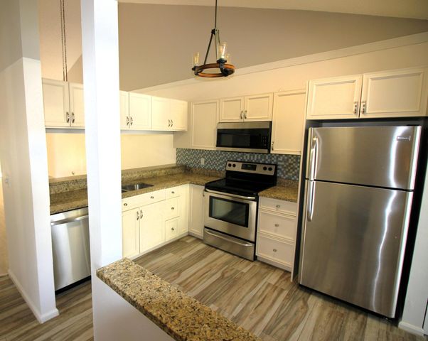 416 Buttonwood Place, Boca Raton, FL 33431