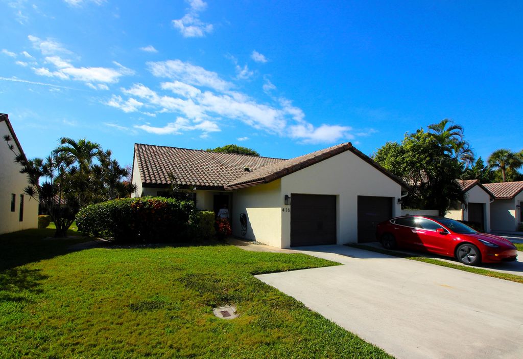 416 Buttonwood Place, Boca Raton, FL 33431