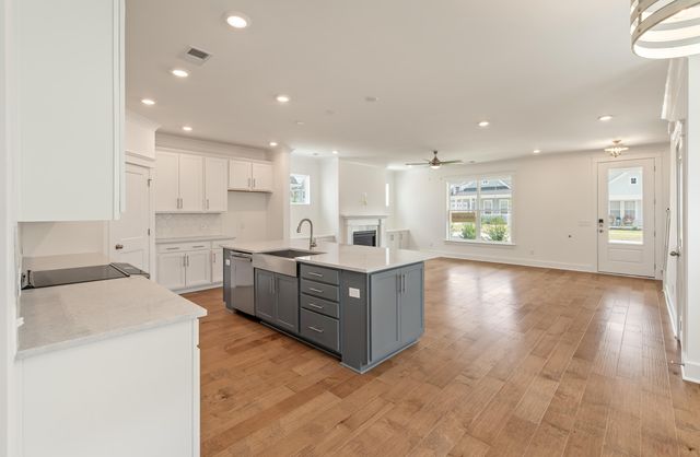 367 Pascalis Place 2003, Aiken, SC 29803