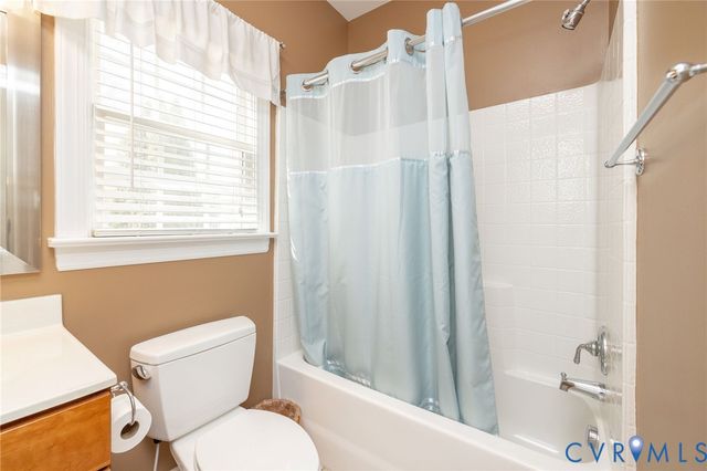 11725 Lincolnshire Ct, Glen Allen, VA 23059