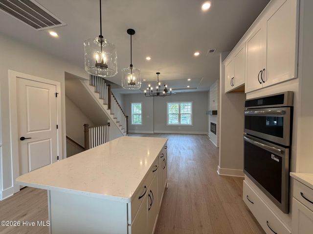 102 Lexington Lane, Southern Pines, NC 28387