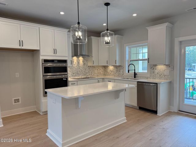 102 Lexington Lane, Southern Pines, NC 28387