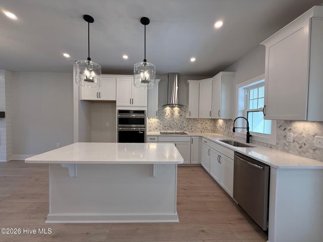 102 Lexington Lane, Southern Pines, NC 28387