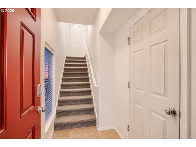 15495 BRIANNE Ct, Lake Oswego, OR 97035