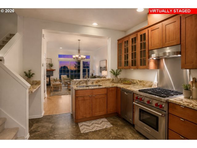 15495 BRIANNE Ct, Lake Oswego, OR 97035