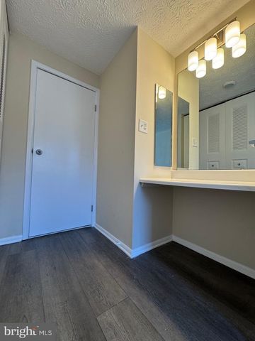 2832 NEW PROVIDENCE CT, Falls Church, VA 22042