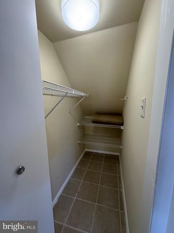 2832 NEW PROVIDENCE CT, Falls Church, VA 22042