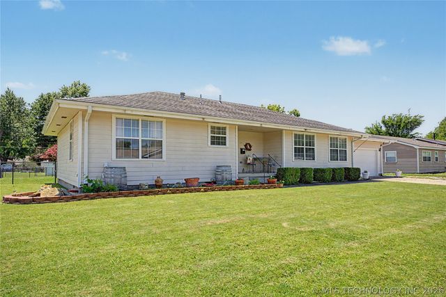 336 SE 14th Street, Pryor, OK 74361