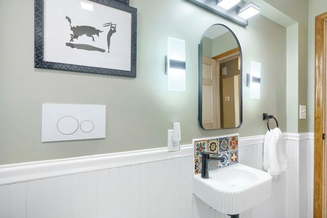 3225 Alabama Avenue S, Saint Louis Park, MN 55416
