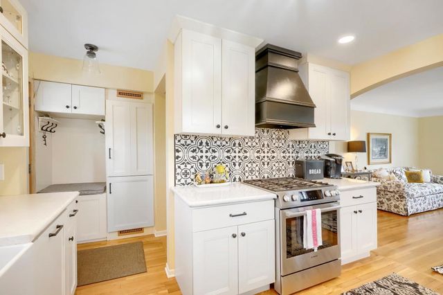 3225 Alabama Avenue S, Saint Louis Park, MN 55416