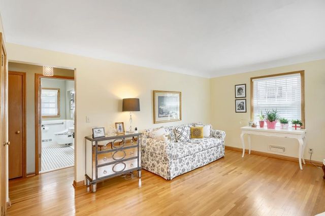 3225 Alabama Avenue S, Saint Louis Park, MN 55416