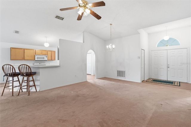 273 CURTIS AVENUE, Groveland, FL 34736