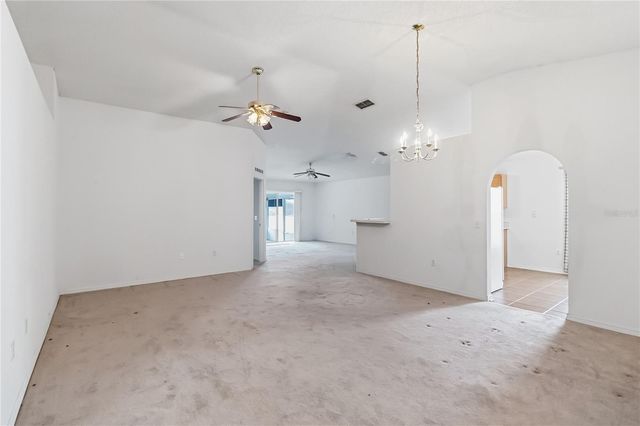 273 CURTIS AVENUE, Groveland, FL 34736