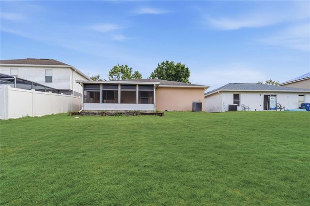 273 CURTIS AVENUE, Groveland, FL 34736