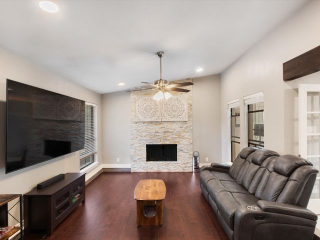 2922 Spring Brook Drive, Garland, TX 75044