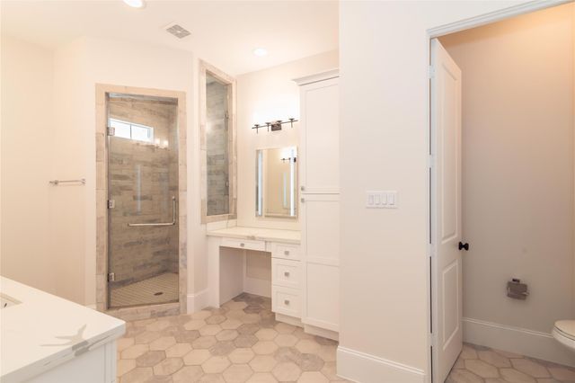 3821 N Braeswood Boulevard D, Houston, TX 77025