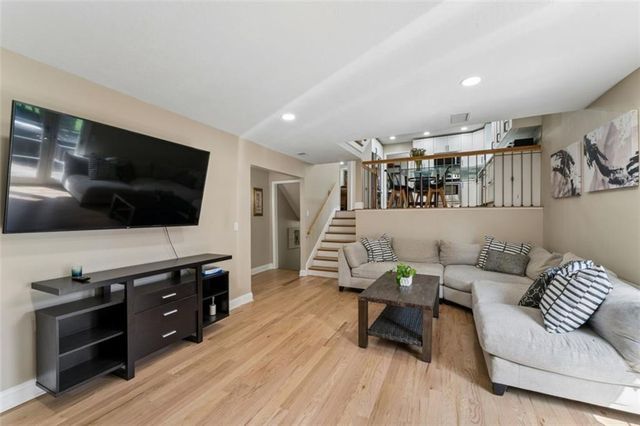 11725 England Street, Overland Park, KS 66210