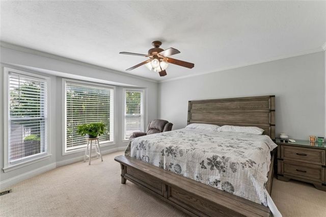 11725 England Street, Overland Park, KS 66210
