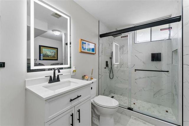 11725 England Street, Overland Park, KS 66210
