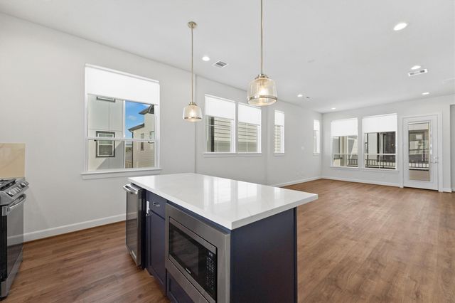 2802 Grand Fountains Drive G, Houston, TX 77054