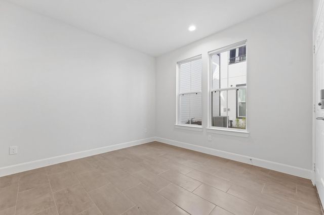 2802 Grand Fountains Drive G, Houston, TX 77054