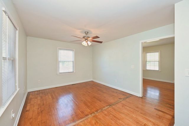 102 Becker Ave, Old Hickory, TN 37138