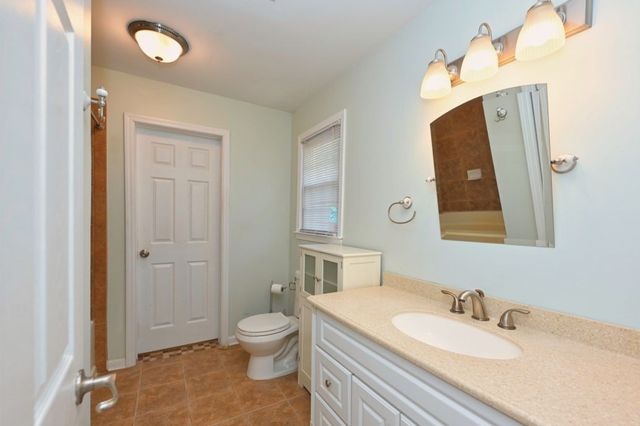 102 Becker Ave, Old Hickory, TN 37138
