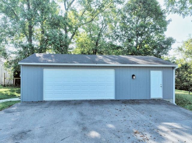 102 Becker Ave, Old Hickory, TN 37138