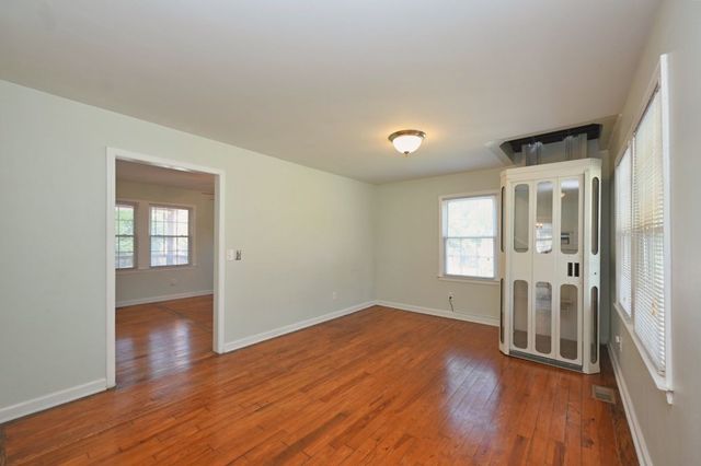 102 Becker Ave, Old Hickory, TN 37138