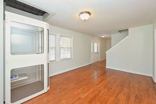 102 Becker Ave, Old Hickory, TN 37138