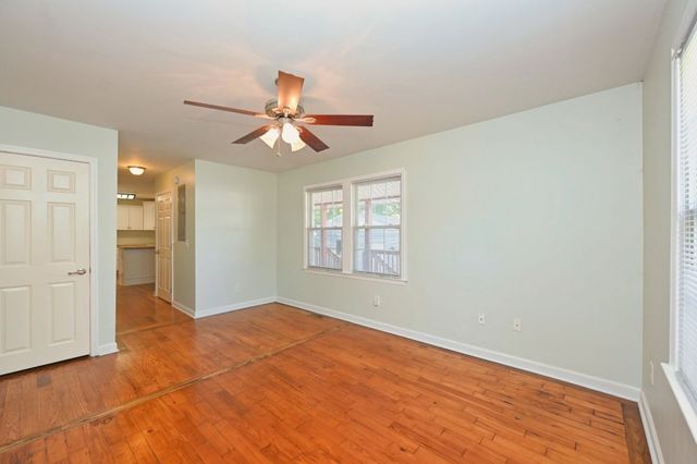 102 Becker Ave, Old Hickory, TN 37138