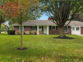 38580 Asbury Park Street, Clinton Charter Township, MI 48036