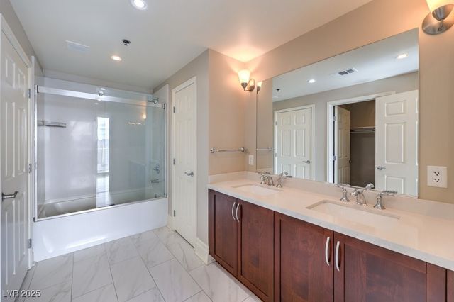 150 Las Vegas Boulevard 2307, Las Vegas, NV 89101