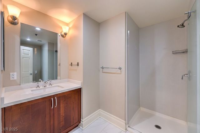 150 Las Vegas Boulevard 2307, Las Vegas, NV 89101