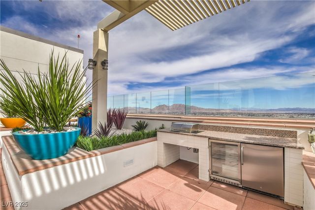 150 Las Vegas Boulevard 2307, Las Vegas, NV 89101