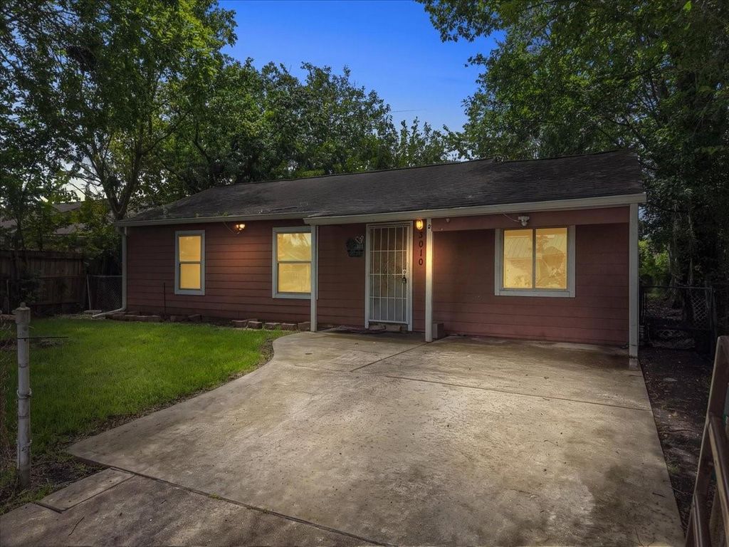 3010 Fern Street, Pasadena, TX 77503