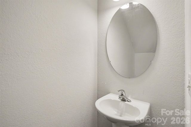 8411 Highgate Drive, Charlotte, NC 28215