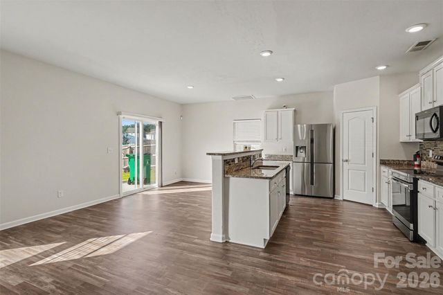 8411 Highgate Drive, Charlotte, NC 28215