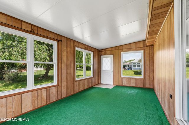 15 Spanish Wells Street, Toms River, NJ 08757