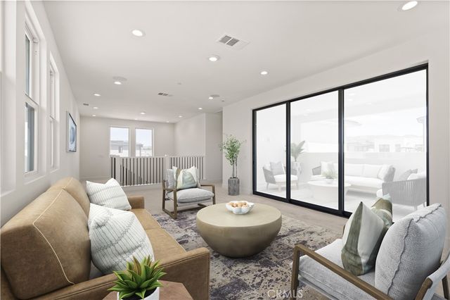 156 Creation, Irvine, CA 92618