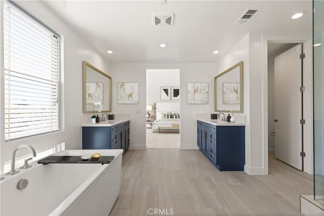 156 Creation, Irvine, CA 92618