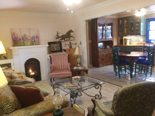 1003 Lawndale Dr, Murfreesboro, TN 37129