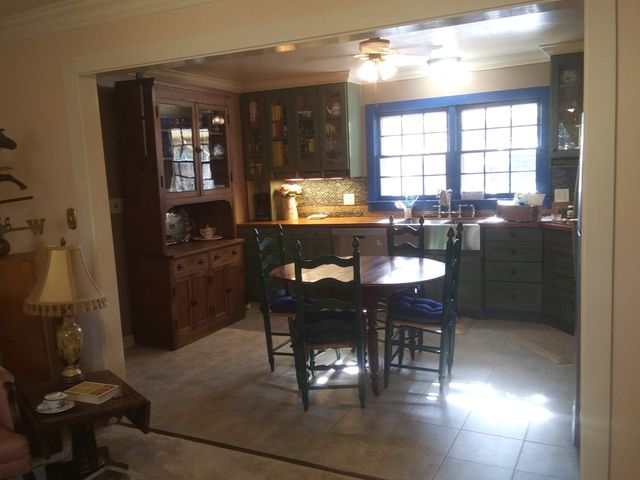 1003 Lawndale Dr, Murfreesboro, TN 37129