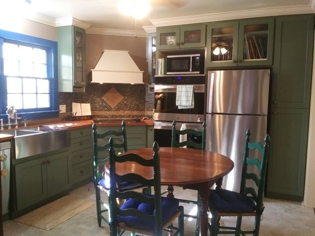 1003 Lawndale Dr, Murfreesboro, TN 37129