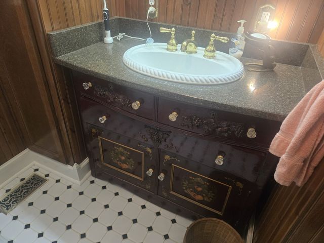 1003 Lawndale Dr, Murfreesboro, TN 37129