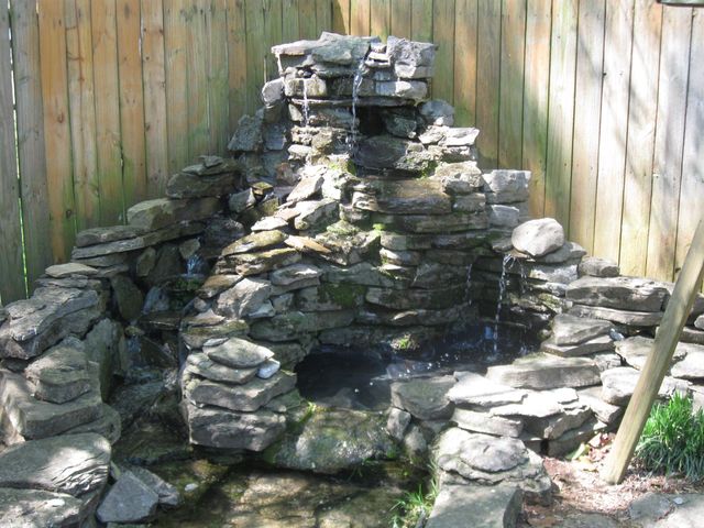 1003 Lawndale Dr, Murfreesboro, TN 37129