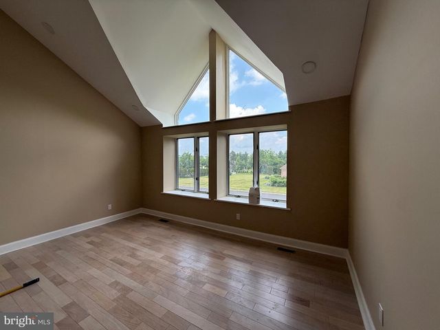 112 BOBBIE DR, Ivyland, PA 18974