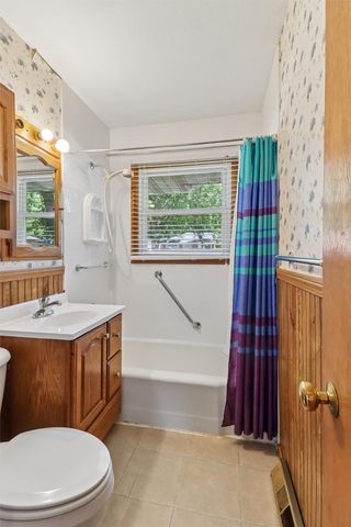 1111 N D Street, Indianola, IA 50125