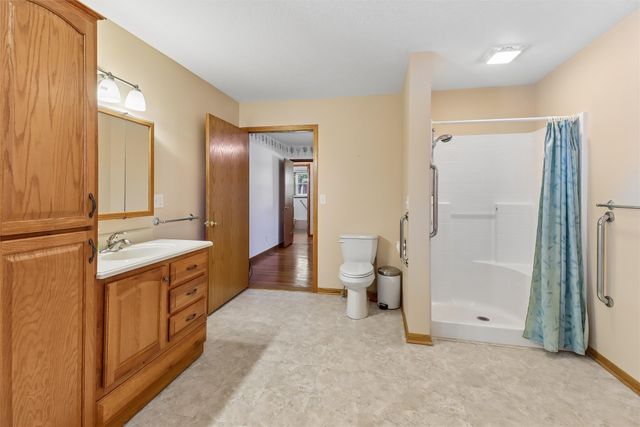 1111 N D Street, Indianola, IA 50125