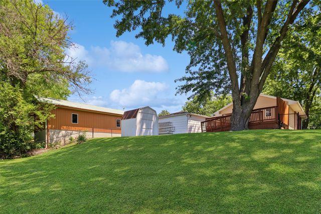 1111 N D Street, Indianola, IA 50125